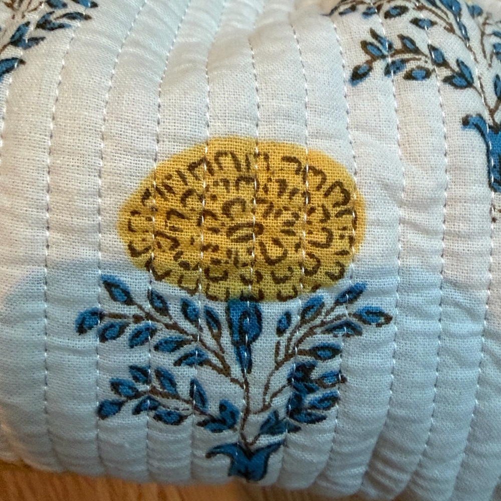 Strawflower Make Up BagYellow and Blue Floral - Picture 8 of 11